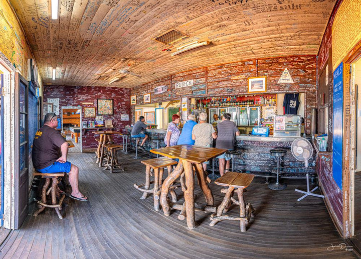 Blue Heeler Hotel (Landscape)