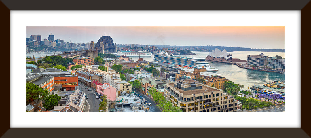 Cruising Sydney Harbour