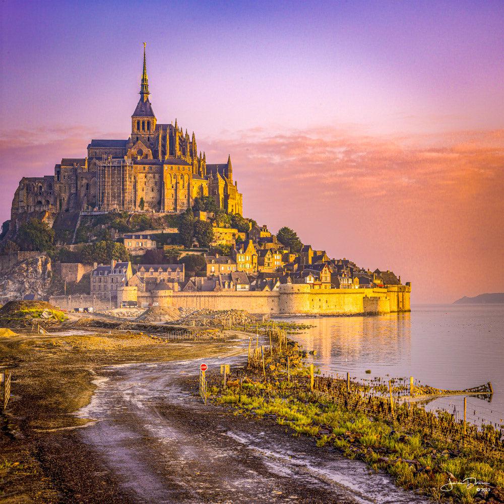 Mont Saint-Michel Sunrise (Square) QPuzzles