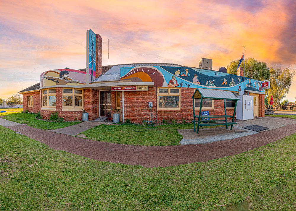 Patchewollock Hotel (Landscape) QPuzzles